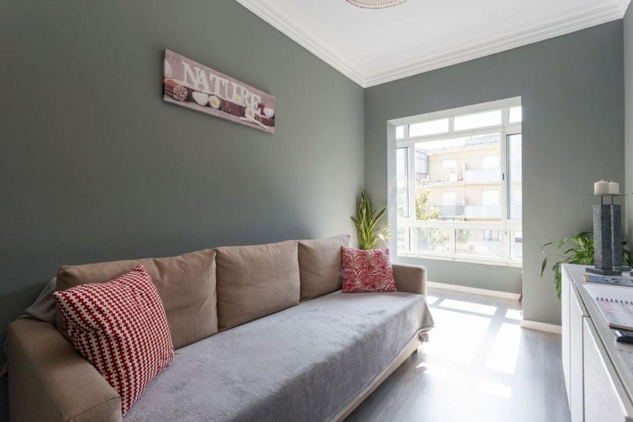 Be Local - Apartment With 2 Bedrooms In Moscavide - リスボン エクステリア 写真